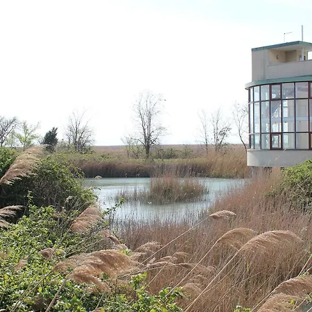 Ξενοδοχείο Caneo